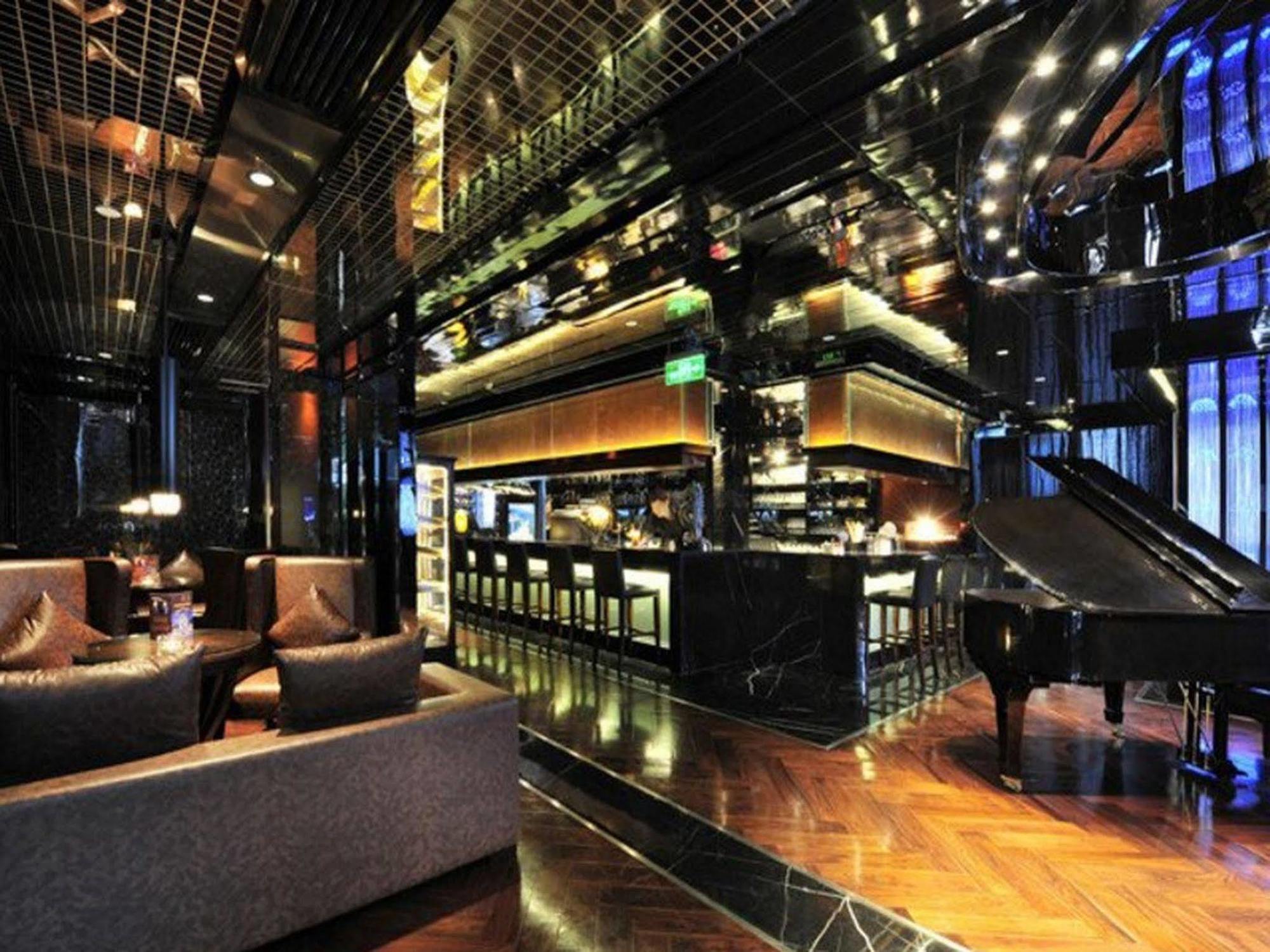 Sovereign Hotel Zhanjiang Dış mekan fotoğraf
